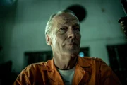 Angus Speelman (Iain Glen)