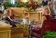 (v.li.): Joanna Johnson (Diana), Molly McCook (Rebecca).