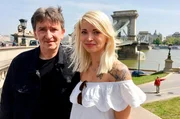 János Fazekas ist in 4. Generation Brückenwärter auf der Kettenbrücke von Budapest. Seine Tochter Anne möchte den Job später einmal übernehmen. Sie wäre die erste Brückenwärterin in der Geschichte dieses Bauwerks.