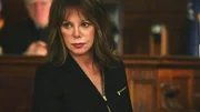 Richterin Mary Clark (Marlo Thomas) hat es mit einem besonders schweren Fall zu tun. Ein Zwölfjähriger kündigt in einem Online-Chat Gewalttaten gegen ein junges Mädchen an. Während den Ermittlungen kommt heraus, dass der Junge selbst das Opfer sexueller Misshandlungen wurde.