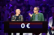 Rateteam-Kapitän Bernhard Hoëcker (l.) und der Komiker und Musiker Wigald Boning (r.) bilden ein Rateteam.