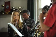 Jana (Isabella Hübner) wirbelt die Lansinger Blaskapelle auf.