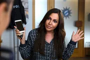 Katja Baumann (Simone Thomalla) ist frustriert: Ihre Handtasche wurde gestohlen.