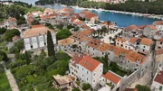 Stari Grad mit Tvrdalj.