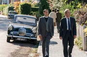 L-R: Leonard Finch (Al Weaver) und Geordie Keating (Robson Green)