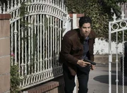 Luke Alvez (Adam Rodriguez)