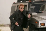 Das CSI-Team hat herausgefunden, wo sich die 'Mala Noche', die Bande von Diablo aufhält und ihre Geschäfte abwickelt. Mit Unterstützung der MBPD Swat will Horatio (David Caruso) sie überraschen und stellen.