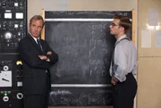 Geordie Keating (Robson Green) und Tim Amery ( Charlie Hamblett).