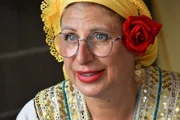Zu Tisch Tal der Rosen – Bulgarien Keti Katsarska bewirtschaftet ein eigenes Rosenfeld.