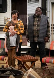 (v.l.n.r.) Grover Johnson (Hank Greenspan); Tina Butler (Tichina Arnold); Calvin Butler (Cedric the Entertainer)