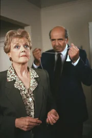 Jessica Fletcher (Angela Lansbury, l.)
