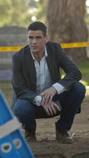 Det. Don Flack (Eddie Cahill)