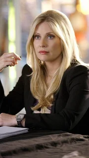 Calleigh (Emily Procter) wird von Eric mit dessen Vorhaben konfrontiert, beim CSI aufzuh&ouml;ren.