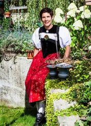 SRF bi de Lüt  Landfrauenküche - Christa Krähenbühl, Oberhünigen BE Folge 5 Christa Krähenbühl aus Oberhünigen Bern