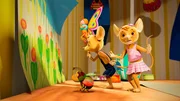 Die JoNaLus und Schmetterling Sibel sind ratlos. Das schöne Blumen-Bild ist nass und verschmiert! Was sollen sie jetzt bloß tun?