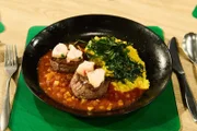 Leibgericht: Kalbsmedaillon alla Ossobuco mit Risotto alla milanese und frittiertem Rucola von Nikolaj Beck