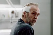 Transplant – Ein besonderer Notarzt Staffel 2  Folge 2 Auf dem Weg zur Besserung: John Hannah als Jed Bishop