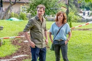 L-R: Lukas Roither (Jakob Seeböck), Nina Pokorny (Julia Cencig).