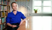 Romy Arnold von MOBIT kritisiert, dass Behörden trotz Hinweisen immer wieder mit Firmen wie Distelkam zusammenarbeiten.