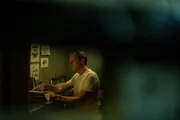 Angus Speelman (Iain Glen)