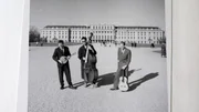 Slavko Ninić und seine Wiener Tschuschenkapelle in ihren Anfangsjahren bei einem Freiluftkonzert vor Schönbrunn.