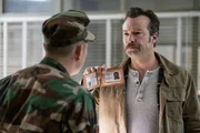 Special Agent Mike Franks (Kyle Schmid)
