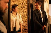 Carlos (Daniel Christensen, li.), Graciana (Eva Meckbach) und Lost (Jan Krauter) sind ratlos - haben Sie den Hinweis falsch interpretiert?