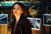 Sam Swift (Rachel Bilson)