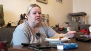 Sandra plant ihren Neuanfang: Sie will endlich raus aus dem Plattenbau und rein ins eigene Haus auf dem Land.