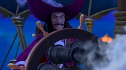 Captain Hook steuert seine Jolly Roger durch gefährliche Strömungen.