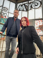 Eine Frau wird entführt, erniedrigt und schließlich durch mehrere Messerstiche ermordet. Doch die Frau hatte weder Feinde noch Neider. Zusammen mit der Kriminalpsychologin Lydia Benecke geht Sven Voss der Frage nach, wie es zu dieser scheußlichen Tat kommen konnte.