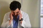 Dr. Andrew DeLuca (Giacomo Gianniotti)