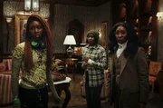 POKER FACE -- Pictured: (l-r) Katie Holmes as Greta, Natasha Lyonne as Charlie Cale --