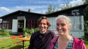 Mehr geht nicht im Moor: Uta und Augustin Berghöfer betreiben den "Moorbauern" - ein kultiges Ausflugslokal an der Peene.