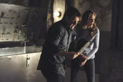 Bald müssen Richard Castle (Nathan Fillion) und Kate Beckett (Stana Katic) erkennen, dass nicht diejenigen, die sie entführt haben, eine Gefahr darstellen, sondern sie selbst.