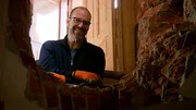 Turmbesitzer Alain Caboussat ist fast jeden Tag auf der Baustelle und versucht so viel wie möglich selber zu machen.