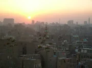 Blick auf die Altstadt von Kairo. Hier leben die Armen Kairos. (Nicht die ärmsten.)