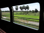Im Luxuszug durch Thailands schöne Landschaften.