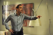 Mike (Harry Blank) will Trixi nicht gestehen, dass er Flugangst hat.