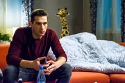 Deniz (Igor Dolgatschew) gibt dem Kuss mit Marie keine weitere Bedeutung.