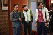 Dr. Elizabeth Plimpton verdreht Leonard, Rajesh und Howard gehörig den Kopf ... Dr. Elizabeth Plimpton verdreht Leonard, Rajesh und Howard gehörig den Kopf ...