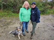 Shepherd Emma, Martina und Trainerin Melle (r.).