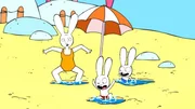 Am Strand führen Franz (r.), Simon (M.) und Omi (l.) einen lustigen Regenbogentanz mit passendem Gesang auf.