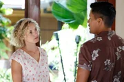 Juliet Higgins (Perdita Weeks) und Thomas Magnum (Jay Hernandez).