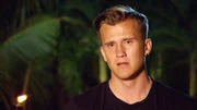 Robin erklärt mit Tränen in den Augen seiner Freundin wie groß seine Liebe für sie ist.  Verwendung der Bilder für Online-Medien ausschließlich mit folgender Verlinkung: "Alle Folgen von "Temptation Island - Versuchung im Paradies " ab dem 06.03.2018 exklusiv bei TVNOW: www.tvnow.de"
