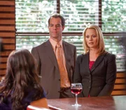 Josh Stamberg (J. Parker), Kate Levering (Kim Kaswell).