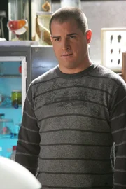 Nick Stokes (George Eads) und Michael Keppler werden zu einem Doppelmord gerufen. Doch Michael verheimlicht Nick, dass er ein Opfer kennt... Nick Stokes (George Eads) und Michael Keppler werden zu einem Doppelmord gerufen. Doch Michael verheimlicht Nick, dass er ein Opfer kennt...