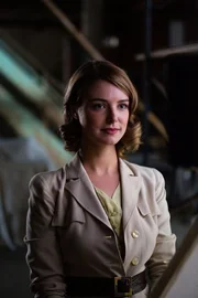 Catherine Langford (Ellie Gall)