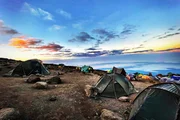 Morgenstimmung im Camp am Kilimandscharo