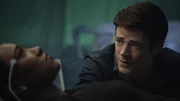 Iris West-Allen (Candice Patton, l.); Barry Allen (Grant Gustin, r.)